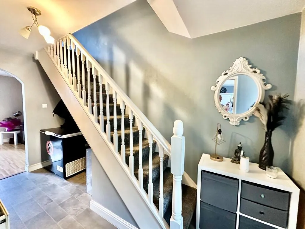 Sheffield, South Yorkshire, S9 5GJ - Online Properties