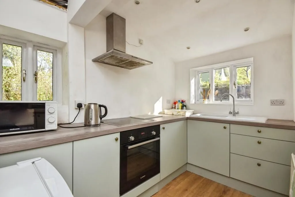 Over Kellet, Carnforth, Lancashire, LA6 1BT - Online Properties