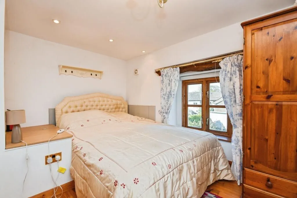 Over Kellet, Carnforth, Lancashire, LA6 1BT - Online Properties