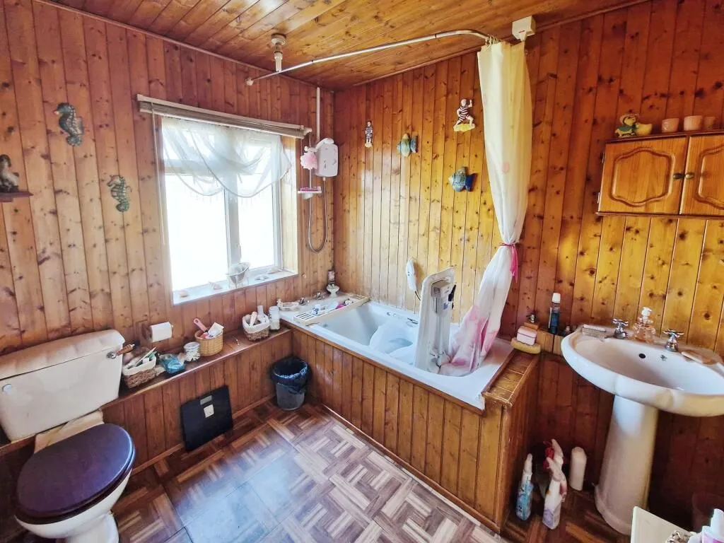 Askern, Doncaster, South Yorkshire, DN6 0QW - Online Properties