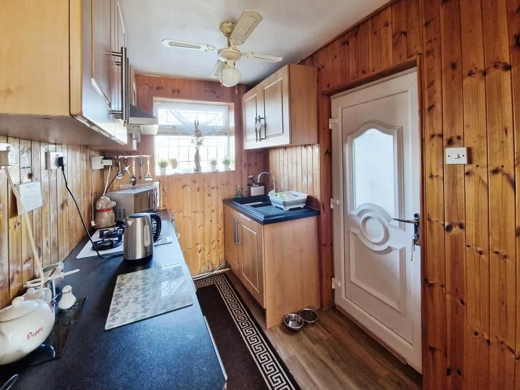 Askern, Doncaster, South Yorkshire, DN6 0QW - Online Properties