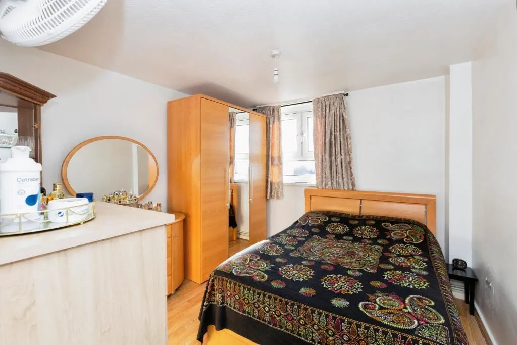 Grantham Road, London, E12 5NA - Online Properties