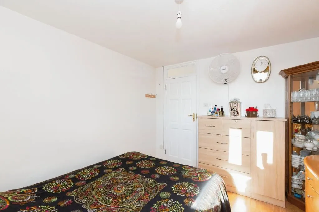 Grantham Road, London, E12 5NA - Online Properties