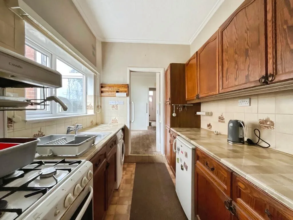 Doncaster, South Yorkshire, DN1 2SF - Online Properties