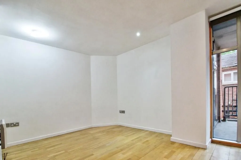 Westpoint, 3-9 Duke Street, Manchester, Lancashire, M3 4NF - Online Properties