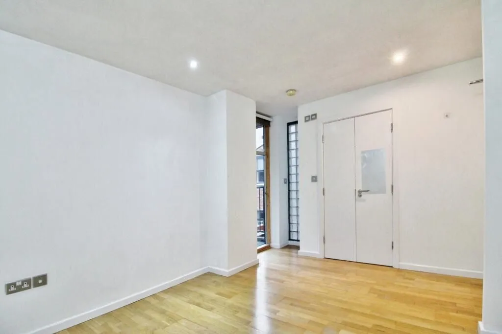 Westpoint, 3-9 Duke Street, Manchester, Lancashire, M3 4NF - Online Properties