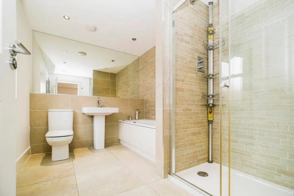 Liverpool, Merseyside, L12 1NN - Online Properties