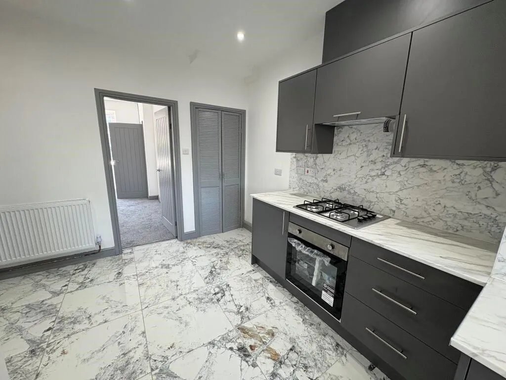 Stoke-on-Trent, Staffordshire, ST3 6DQ - Online Properties
