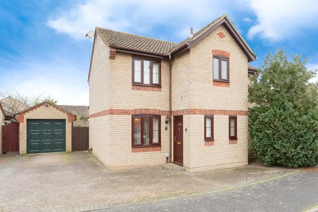 Watton, Thetford, Norfolk, IP25 6HL - Online Properties