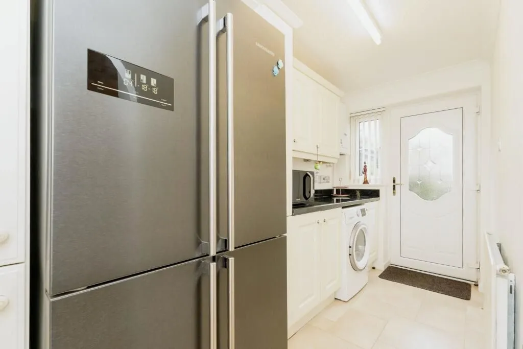 Watton, Thetford, Norfolk, IP25 6HL - Online Properties
