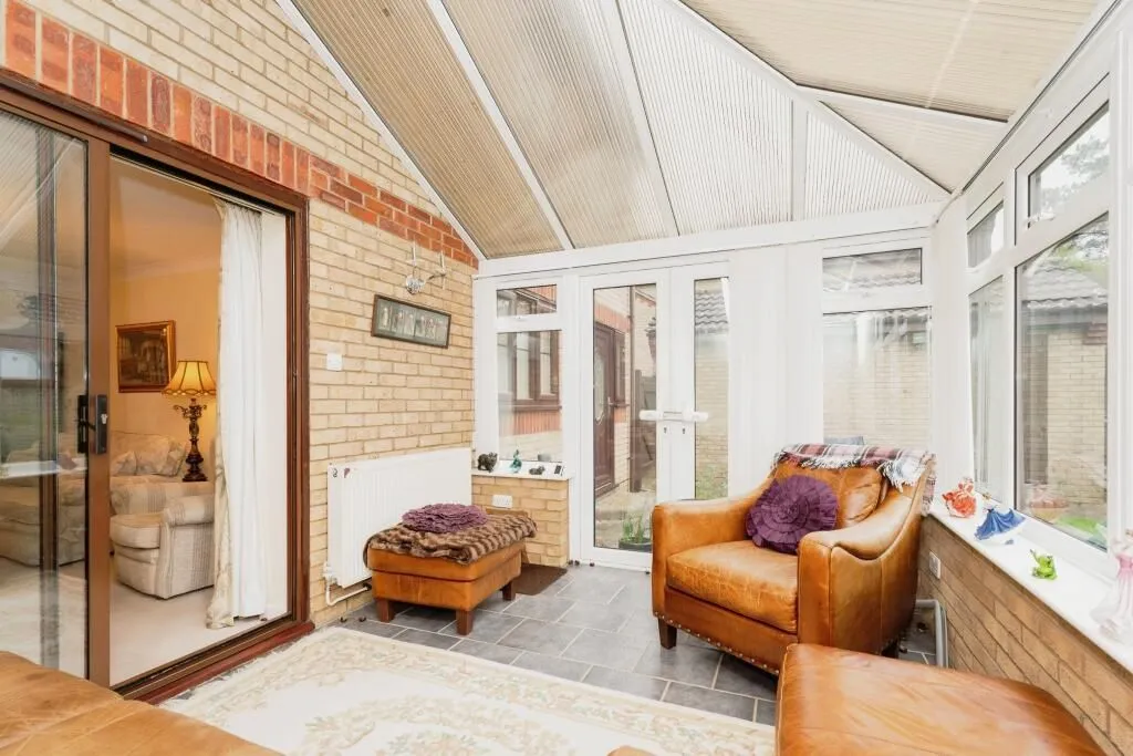Watton, Thetford, Norfolk, IP25 6HL - Online Properties