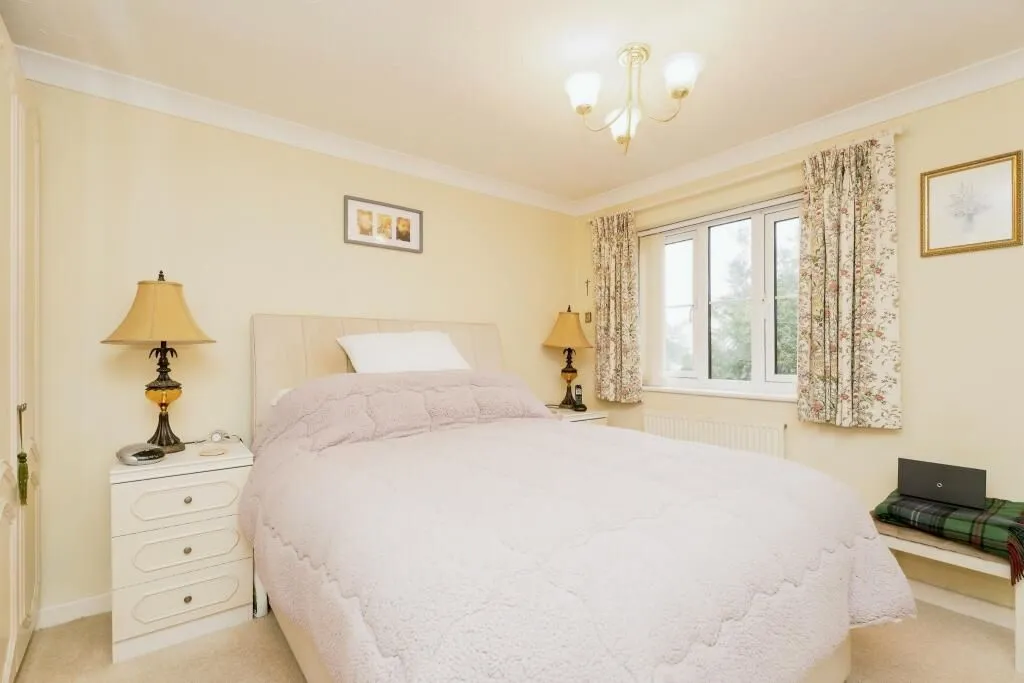 Watton, Thetford, Norfolk, IP25 6HL - Online Properties