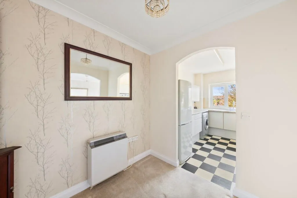 Stokenchurch, High Wycombe, Buckinghamshire, HP14 3RB - Online Properties