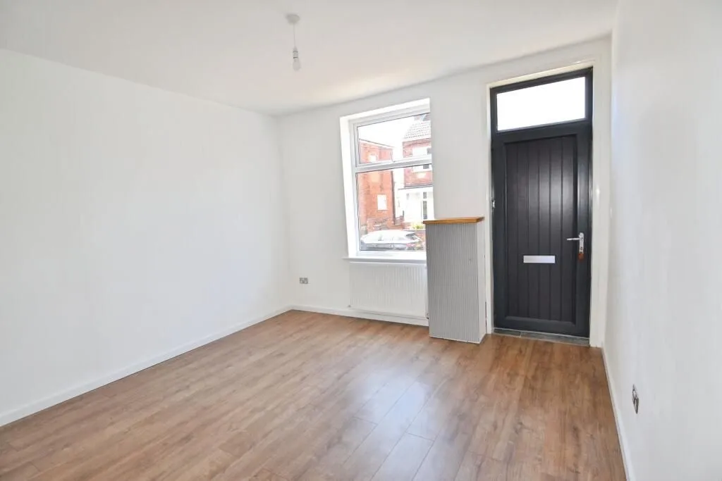 Selston, Nottingham, Nottinghamshire, NG16 6FH - Online Properties