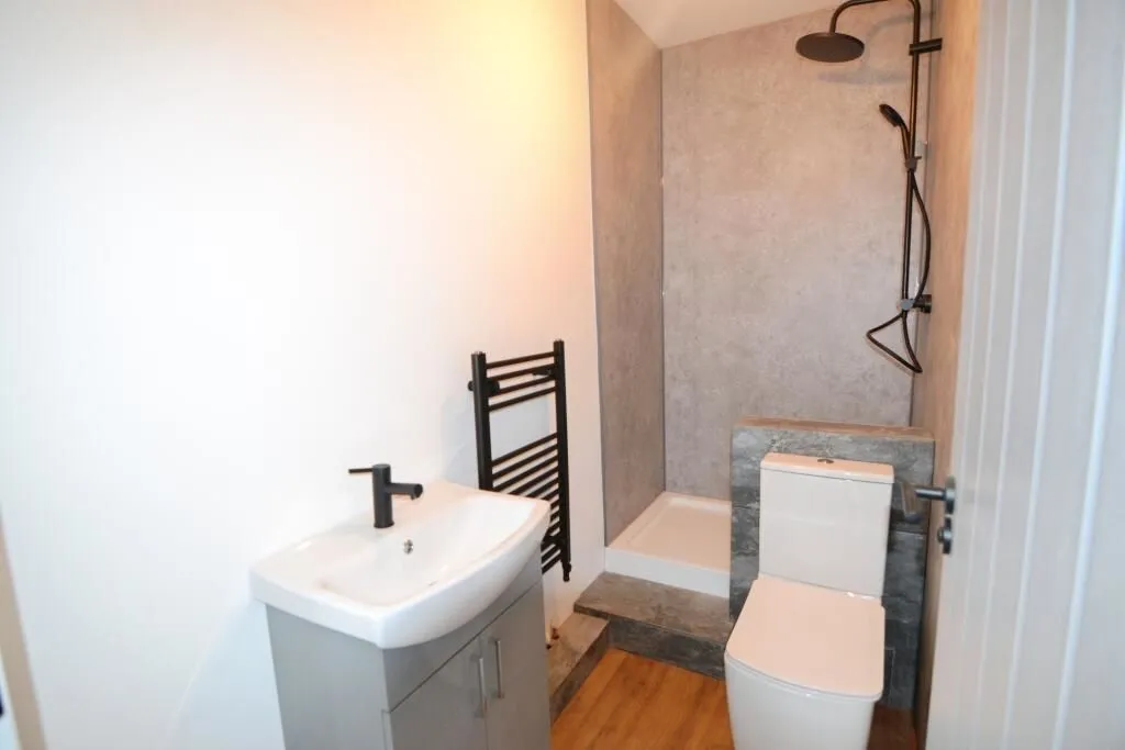 Selston, Nottingham, Nottinghamshire, NG16 6FH - Online Properties