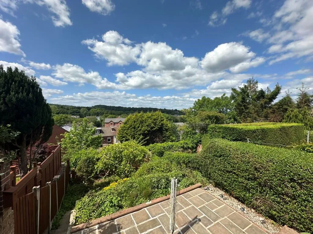 Sheffield, South Yorkshire, S8 0NS - Online Properties