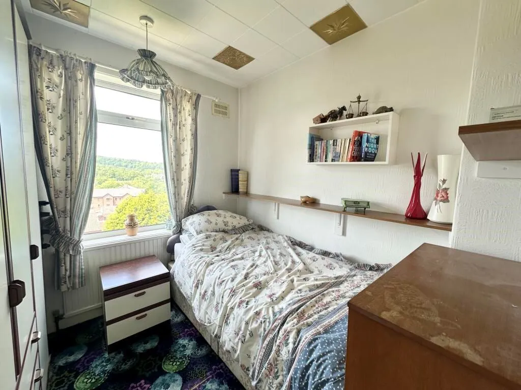 Sheffield, South Yorkshire, S8 0NS - Online Properties