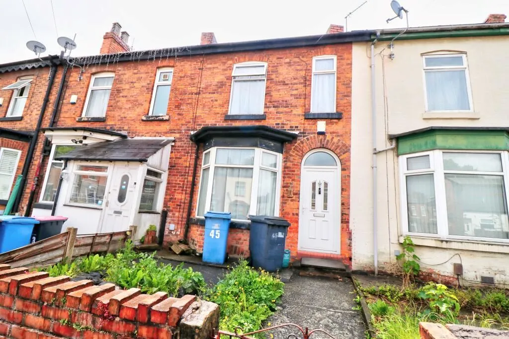 Eccles, Manchester, Lancashire, M30 0PB - Online Properties