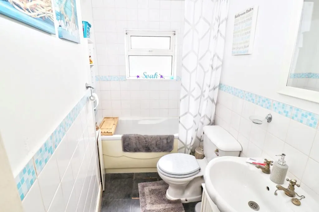 Eccles, Manchester, Lancashire, M30 0PB - Online Properties