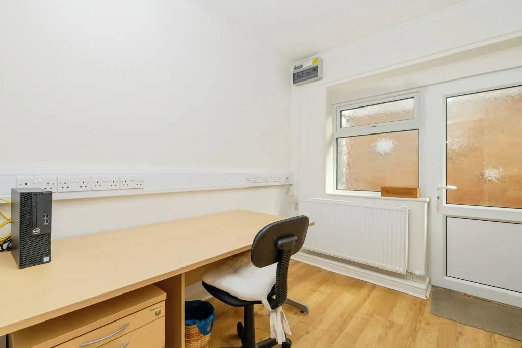 Saxilby, Lincoln, Lincolnshire, LN1 2QJ - Online Properties