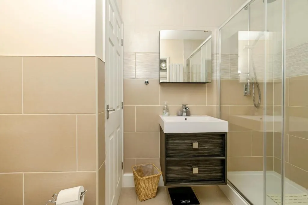 Saxilby, Lincoln, Lincolnshire, LN1 2QJ - Online Properties