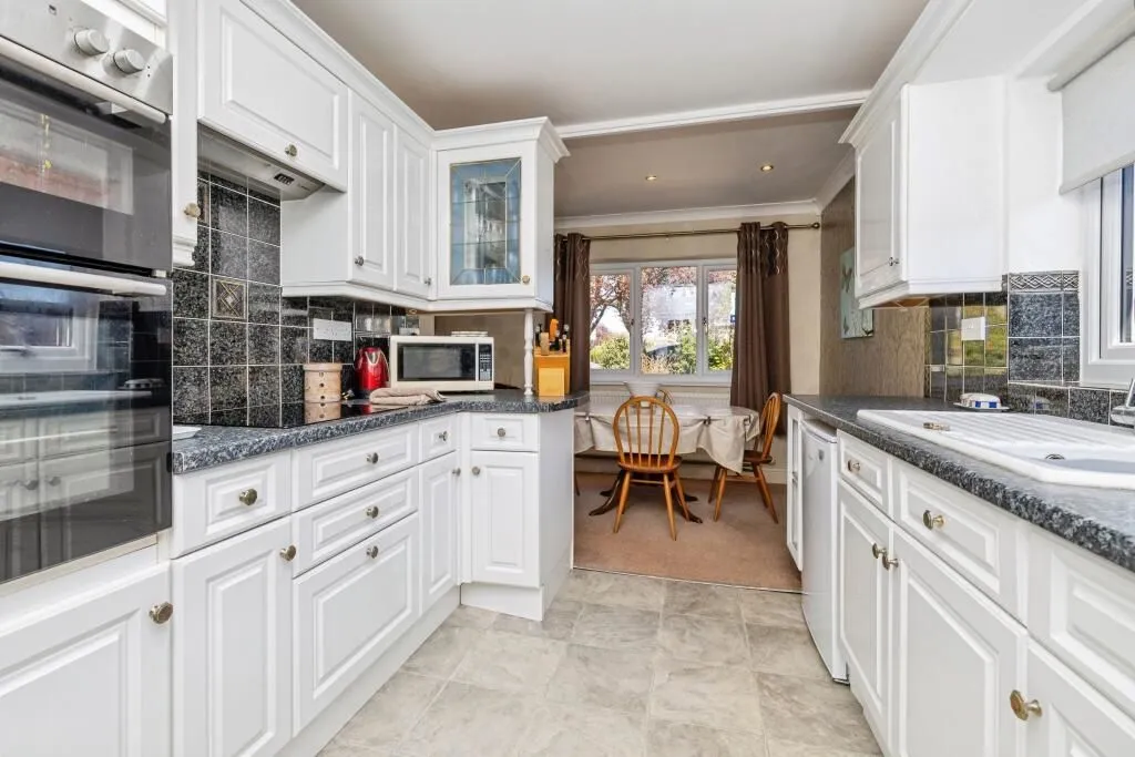 Saxilby, Lincoln, Lincolnshire, LN1 2QJ - Online Properties