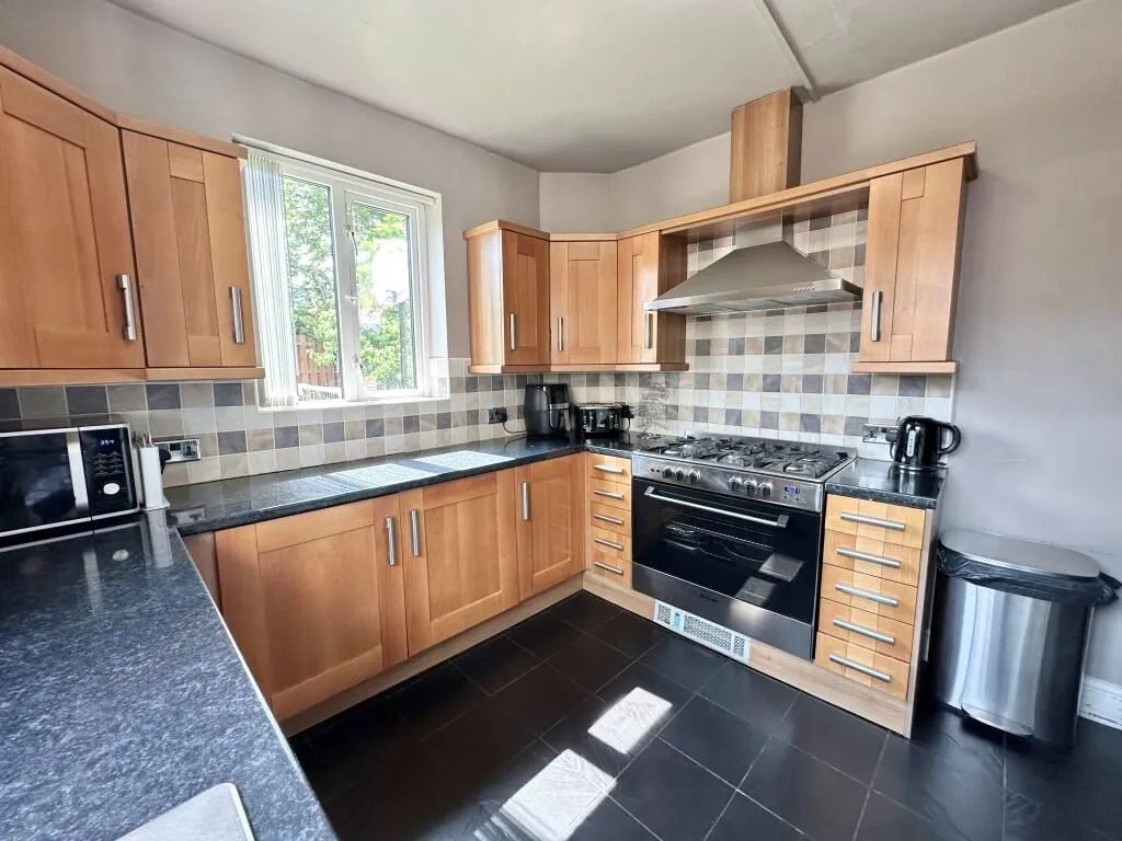 Sheffield, South Yorkshire, S9 4AD - Online Properties