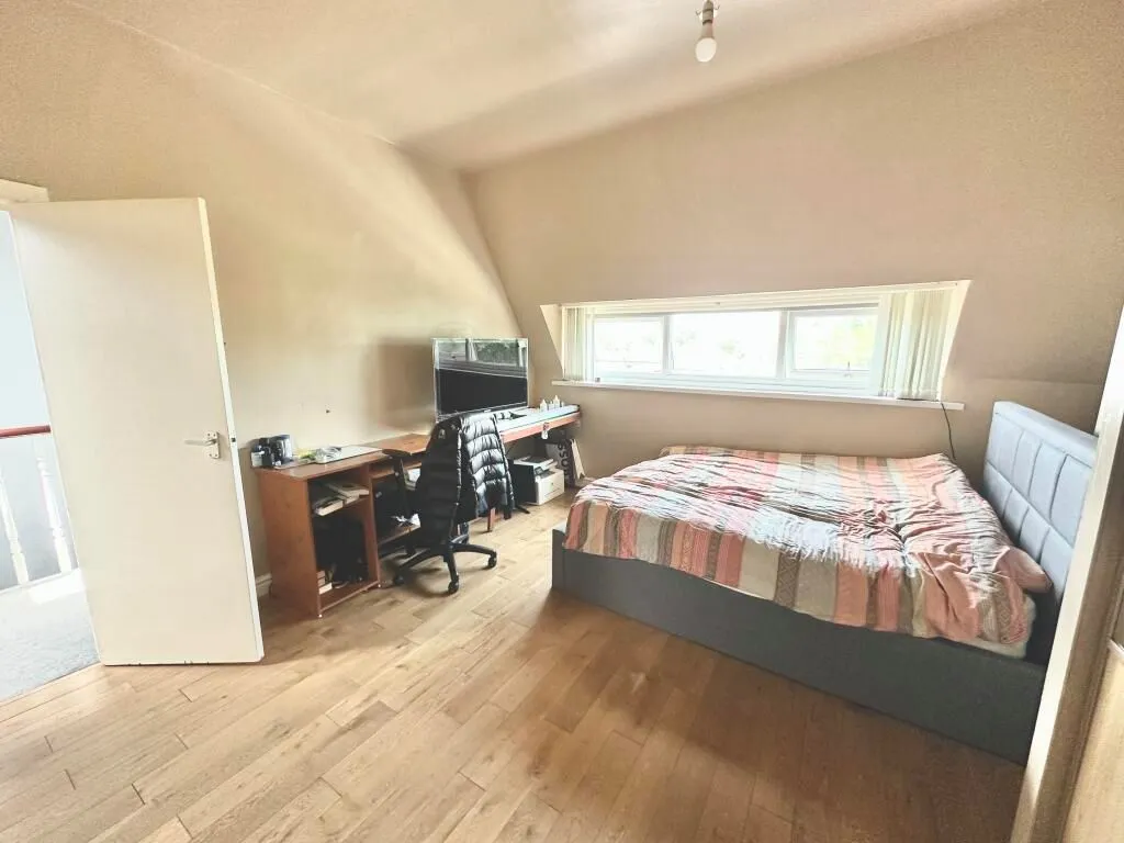 Sheffield, South Yorkshire, S9 4AD - Online Properties