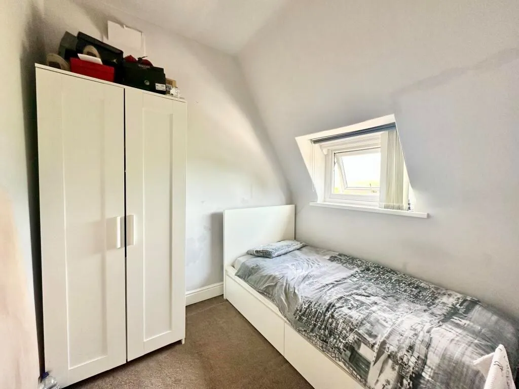 Sheffield, South Yorkshire, S9 4AD - Online Properties