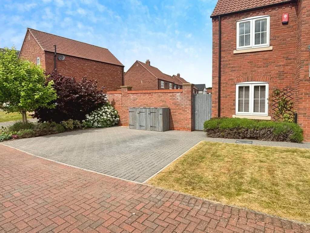 Gainsborough, Lincolnshire, DN21 1ZR - Online Properties