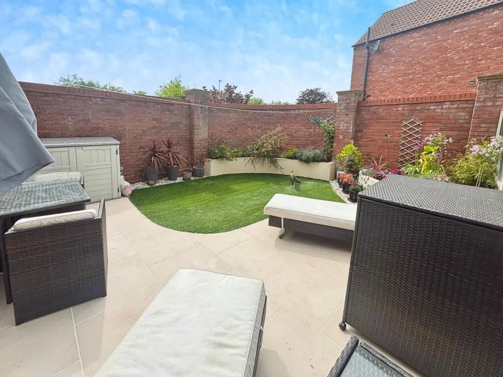 Gainsborough, Lincolnshire, DN21 1ZR - Online Properties