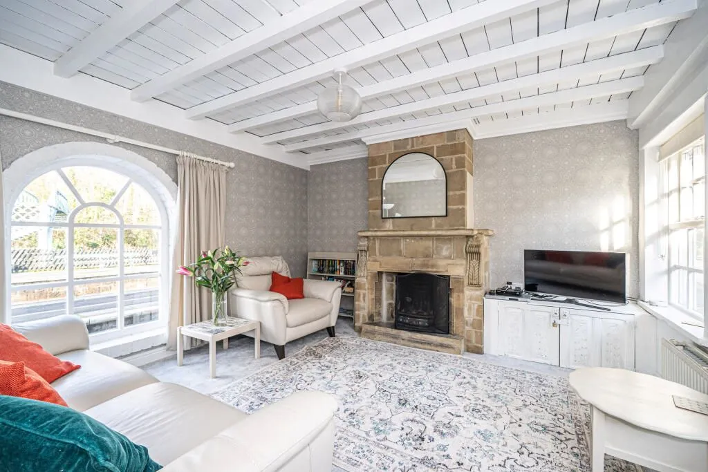 Grosmont, Whitby, North Yorkshire, YO22 5PE - Online Properties