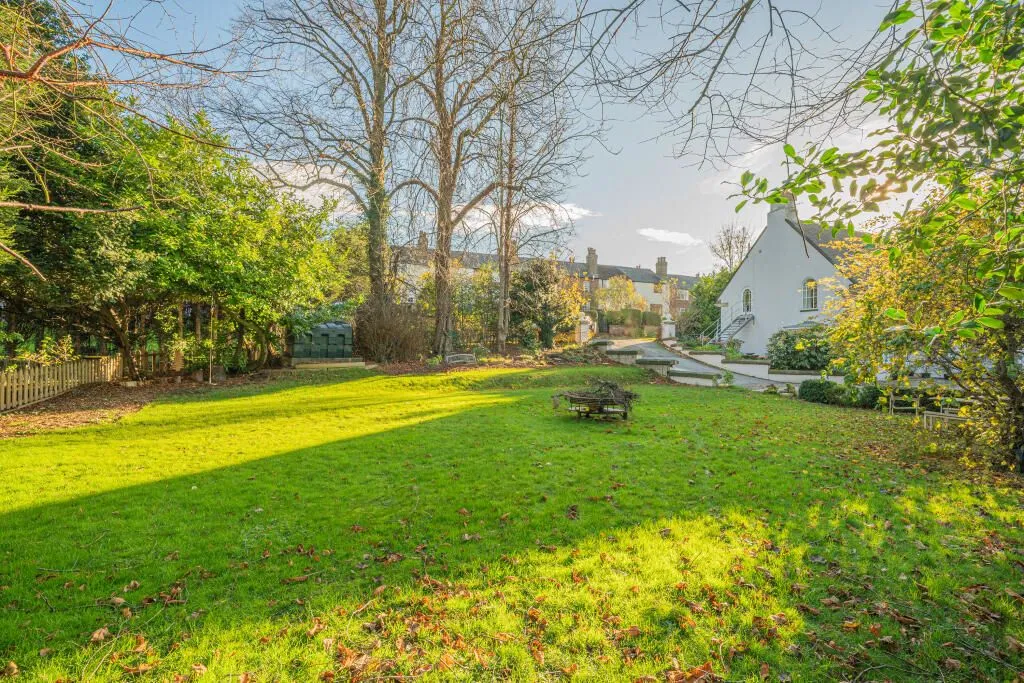 Grosmont, Whitby, North Yorkshire, YO22 5PE - Online Properties