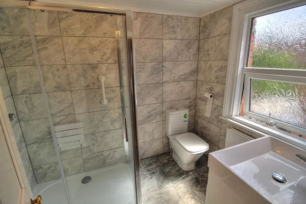 Kidderminster, Worcestershire, DY10 1XD - Online Properties