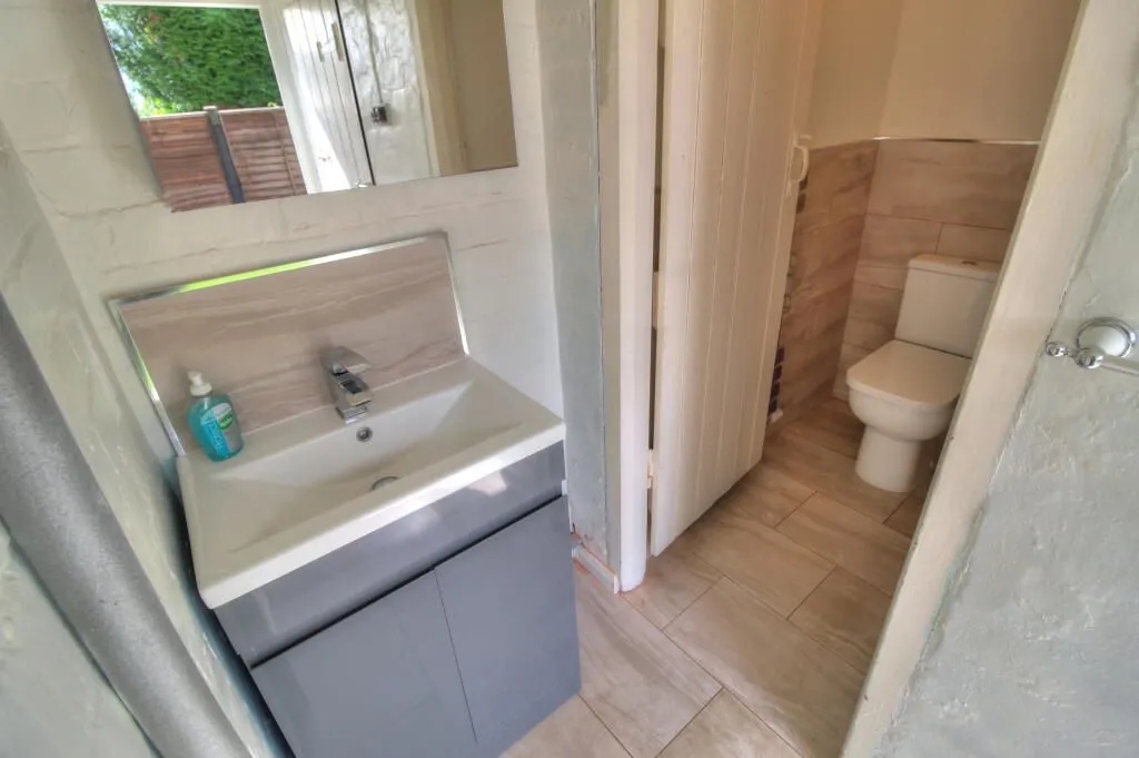 Kidderminster, Worcestershire, DY10 1XD - Online Properties
