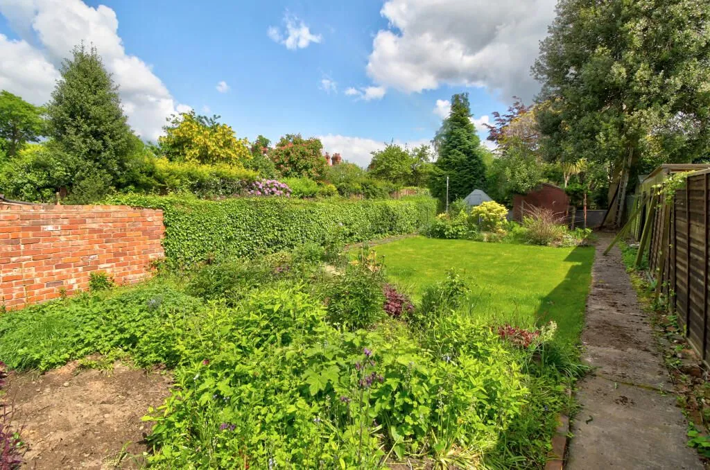 Kidderminster, Worcestershire, DY10 1XD - Online Properties