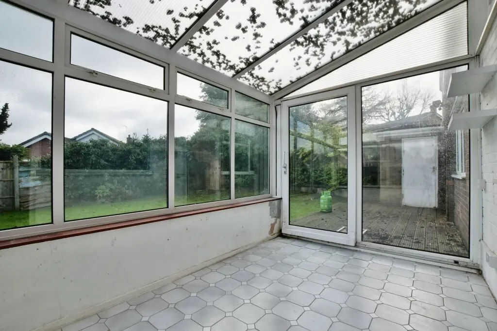 Knutsford, Cheshire, WA16 9AN - Online Properties
