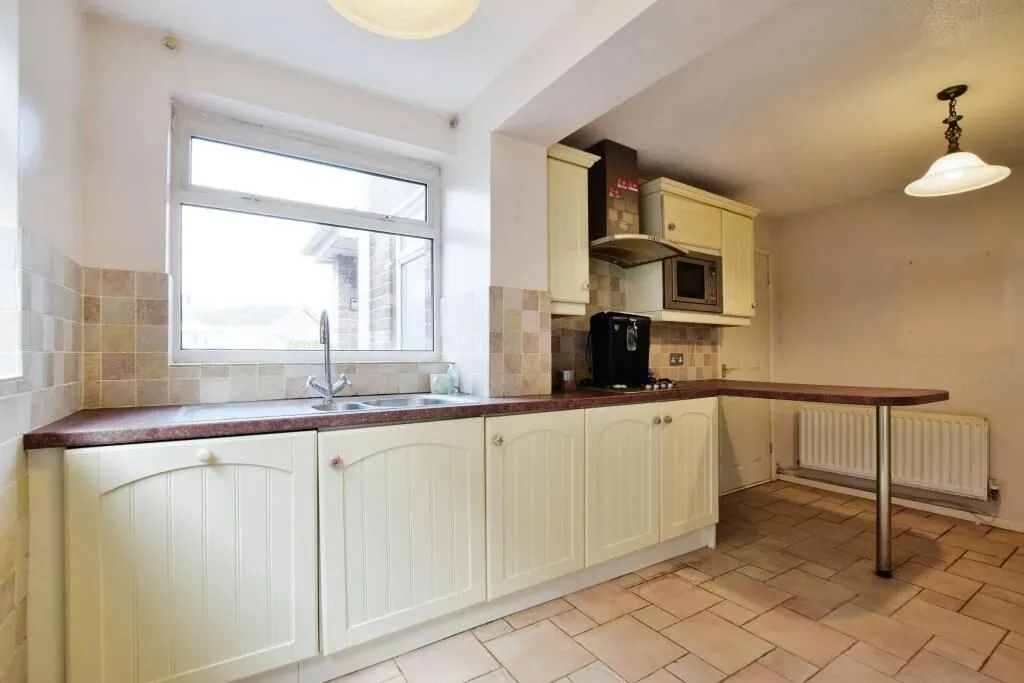 Knutsford, Cheshire, WA16 9AN - Online Properties