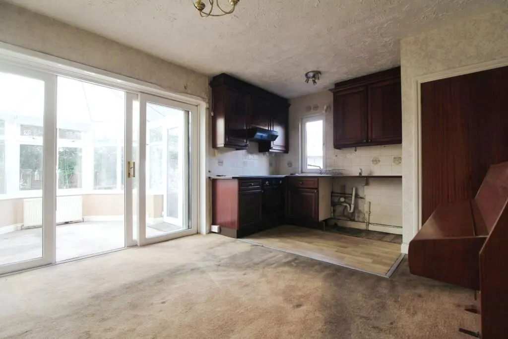 Lofthouse, Wakefield, West Yorkshire, WF3 3LD - Online Properties