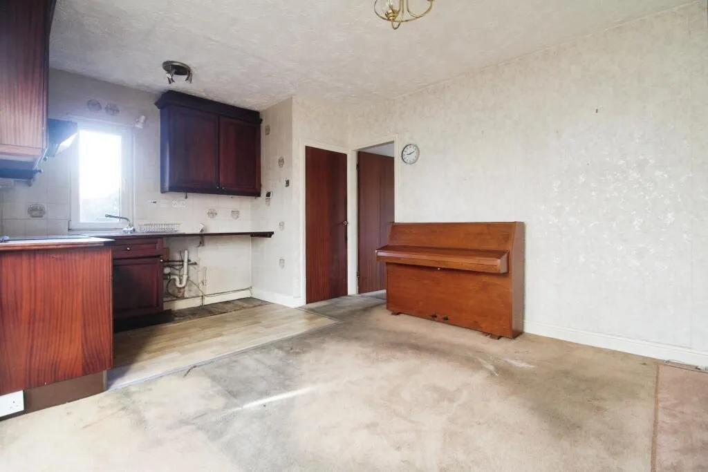 Lofthouse, Wakefield, West Yorkshire, WF3 3LD - Online Properties