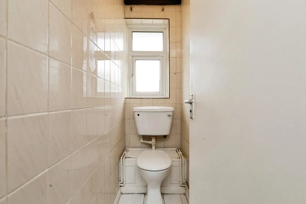 London, E14 7DW - Online Properties