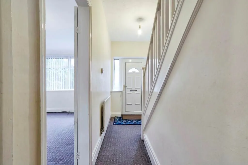 Rodley, Leeds, West Yorkshire, LS13 1JX - Online Properties