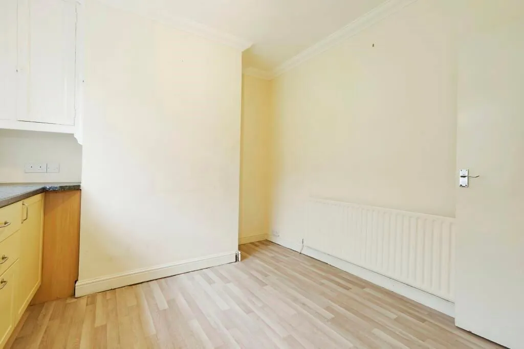 Rodley, Leeds, West Yorkshire, LS13 1JX - Online Properties