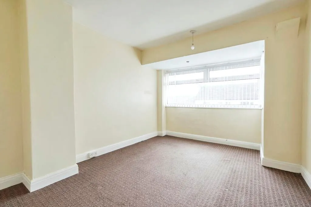 Rodley, Leeds, West Yorkshire, LS13 1JX - Online Properties