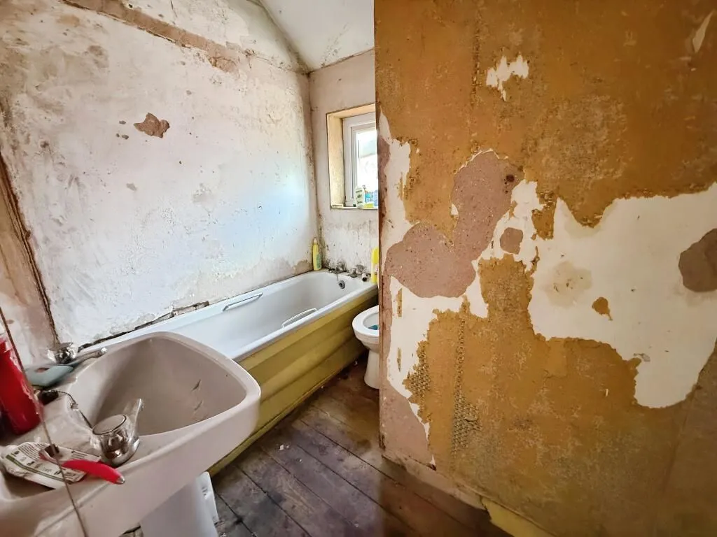 Thorpe Hesley, Rotherham, South Yorkshire, S61 2TD - Online Properties