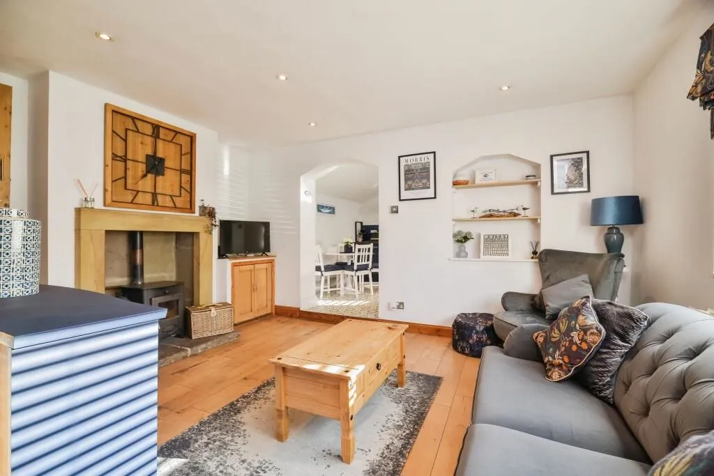 Grosmont, Whitby, North Yorkshire, YO22 5PD - Online Properties