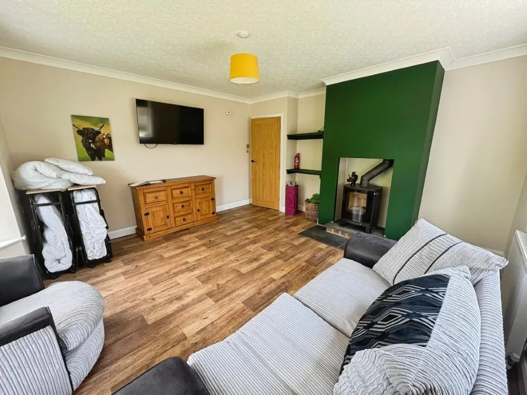 Smithy Bank, Alton, Stoke-on-Trent, Staffordshire, ST10 4AE - Online Properties