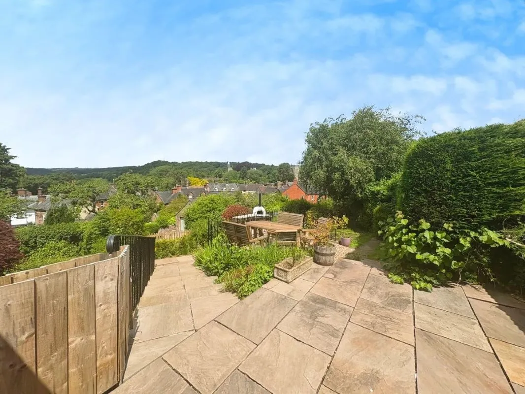 Smithy Bank, Alton, Stoke-on-Trent, Staffordshire, ST10 4AE - Online Properties