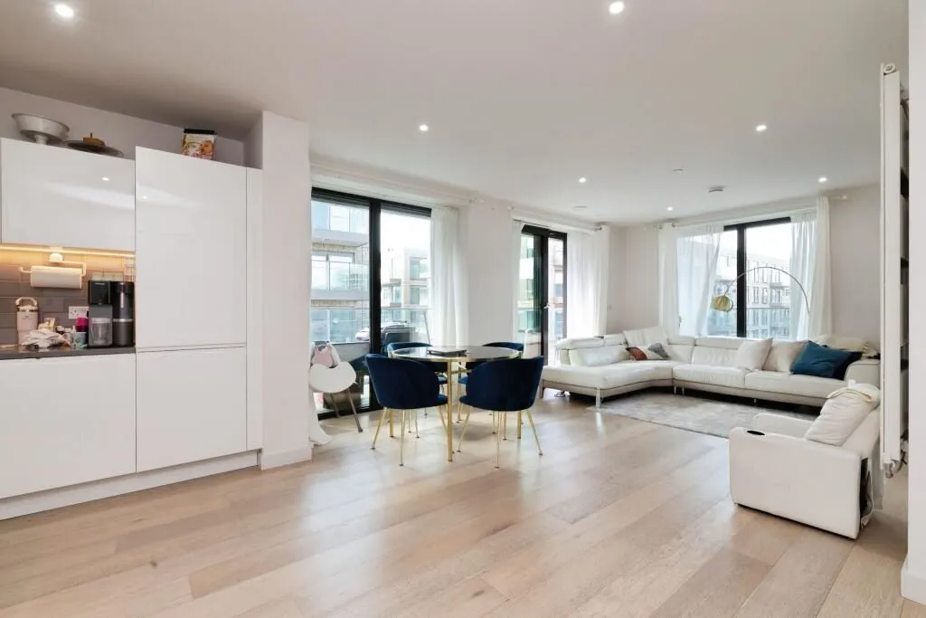 4 Bonnet Street, London, E16 2YY - Online Properties
