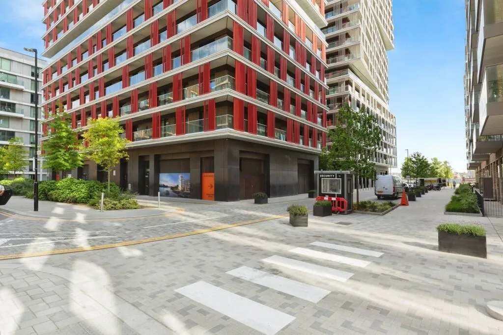 4 Bonnet Street, London, E16 2YY - Online Properties